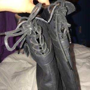 black boots size 8 good condition
